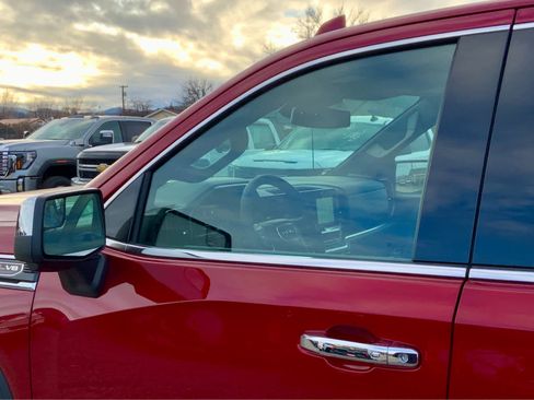 New 2026 GMC Sierra 1500 SLT image 12