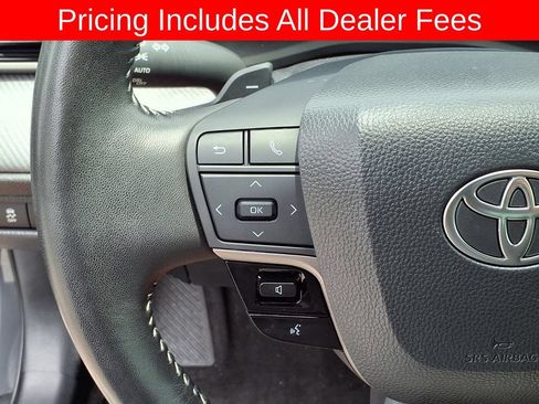 Used 2025 Toyota Camry SE w/ Convenience Package FWD image 29