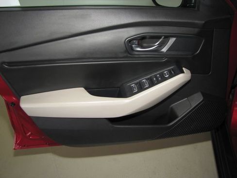 Certified 2023 Honda Accord EX image 10
