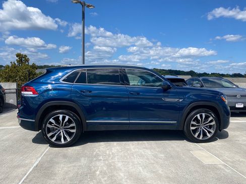 Certified 2023 Volkswagen Atlas Cross Sport SEL Premium R-Line AWD/4WD image 2
