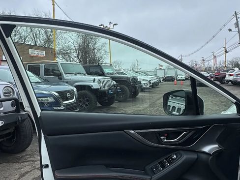 Used 2019 Subaru Crosstrek 2.0i Limited w/ Moonroof Package w/Navigation image 9