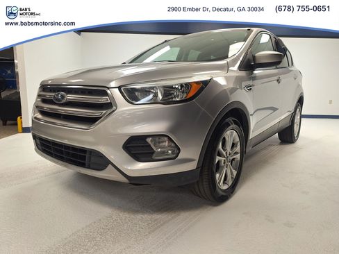 Used 2017 Ford Escape SE FWD image 21