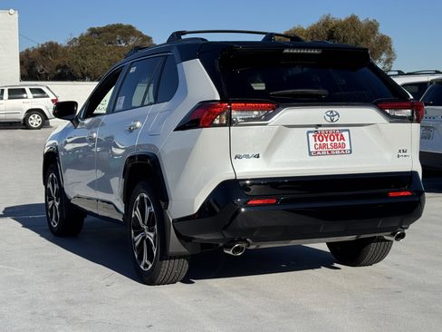 New 2025 Toyota RAV4 XSE image 12
