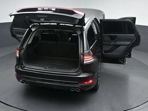 Certified 2025 Lincoln Aviator AWD w/ Jet Appearance Package image 57