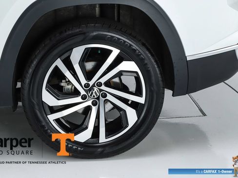 Used 2023 Volkswagen Atlas Cross Sport SEL AWD/4WD image 45
