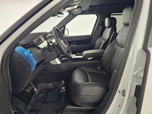 New 2026 Land Rover Range Rover Long Wheelbase SE image 22