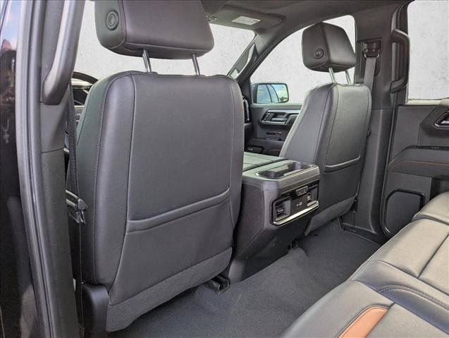 Used 2023 GMC Sierra 1500 AT4 w/ AT4 Premium Package AWD/4WD image 24