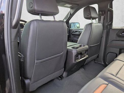Used 2023 GMC Sierra 1500 AT4 w/ AT4 Premium Package AWD/4WD image 24