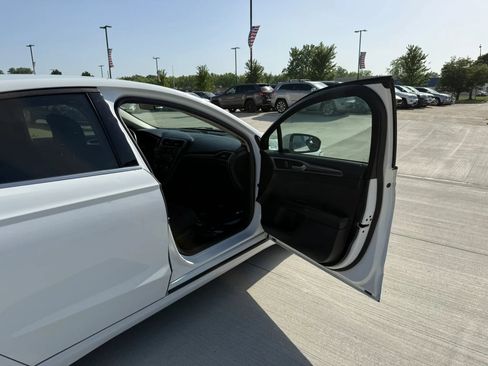 Used 2017 Ford Fusion S w/ Equipment Group 101A FWD image 24