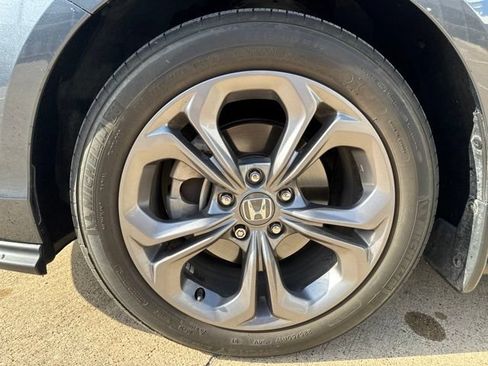 Used 2024 Honda Accord EX image 6