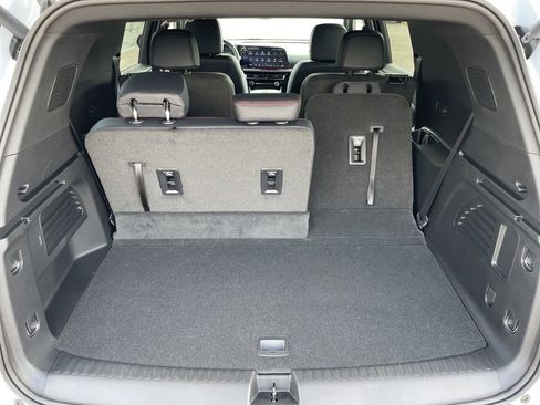 New 2026 Chevrolet Traverse Z71 w/ Enhanced Driving Package AWD/4WD image 32