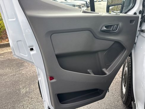 New 2026 Ford Transit 250 148 Medium Roof w/ Load Area Protection Package image 11