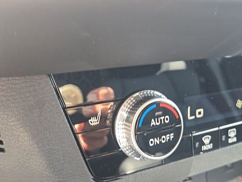 New 2026 Nissan Rogue SL AWD/4WD image 19