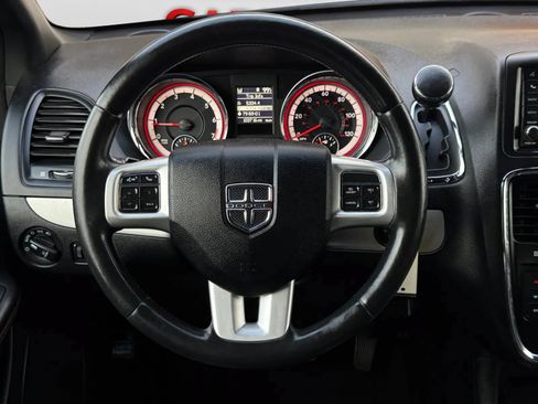 Used 2013 Dodge Grand Caravan R/T w/ Safety Sphere Group FWD image 27