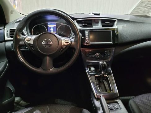 Used 2019 Nissan Sentra SR image 4