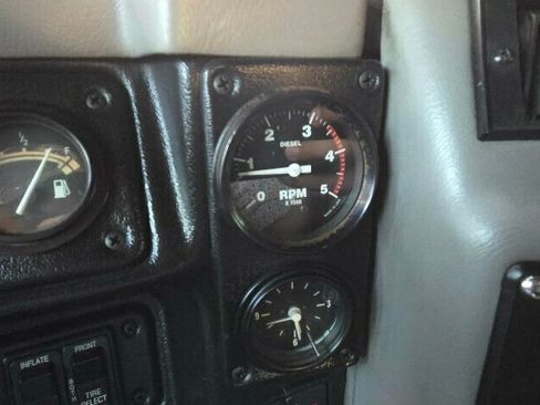 Used 1998 HUMMER H1 4-Door Open Top image 38