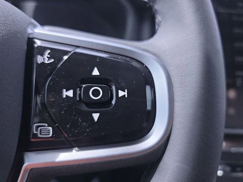 New 2026 Volvo XC60 B5 Core AWD/4WD image 18