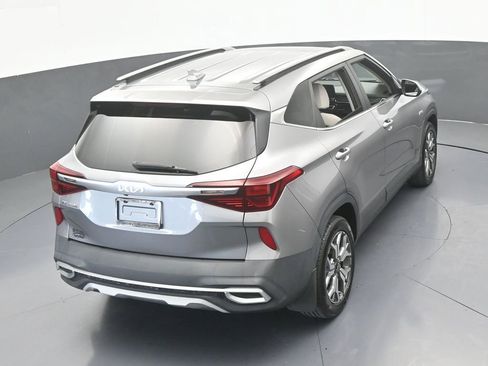 Used 2022 Kia Seltos EX AWD/4WD image 53