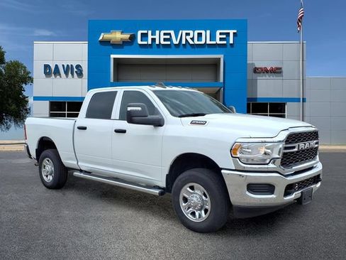 Used 2024 RAM 2500 Tradesman w/ Chrome Appearance Group AWD/4WD image 1