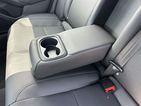 Used 2025 Honda Civic Sport image 10