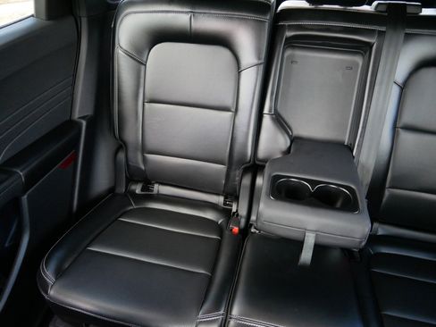 Used 2024 Ford Escape Platinum AWD/4WD image 11