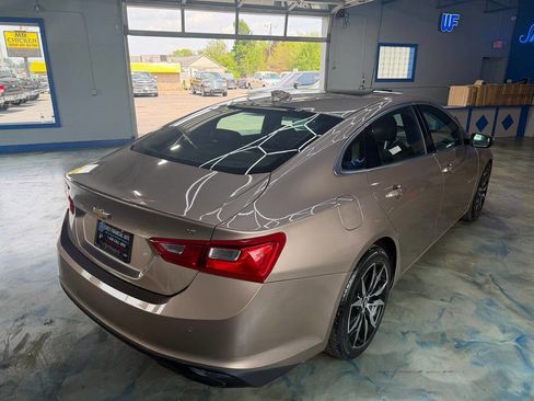 Used 2018 Chevrolet Malibu LT w/ True North Edition FWD image 10