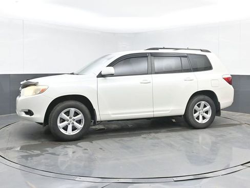 Used 2010 Toyota Highlander 2WD image 11