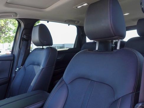 Certified 2024 MAZDA CX-90 Plug-In Hybrid w/ Preferred AWD/4WD image 11