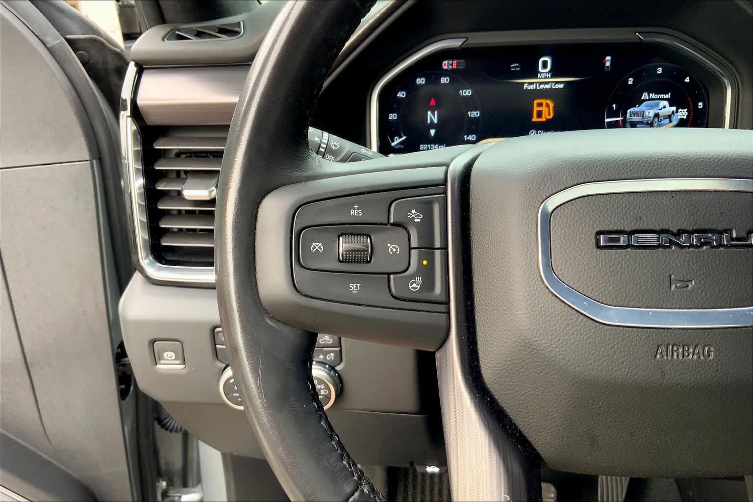 Used 2024 GMC Sierra 2500 Denali Ultimate AWD/4WD image 33