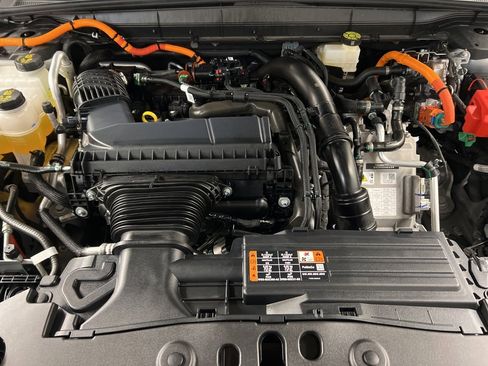 Certified 2025 Lincoln Nautilus Reserve image 44