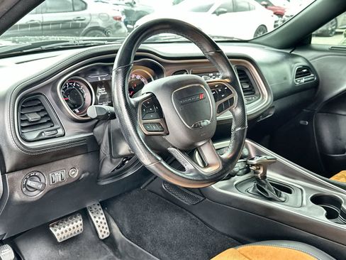 Used 2021 Dodge Challenger GT w/ Plus Package image 10