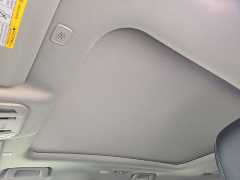 New 2026 Toyota Highlander Platinum AWD/4WD image 20