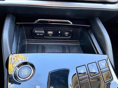 Used 2023 Kia Sportage EX image 31