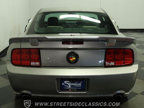 Used 2008 Ford Mustang GT RWD image 9