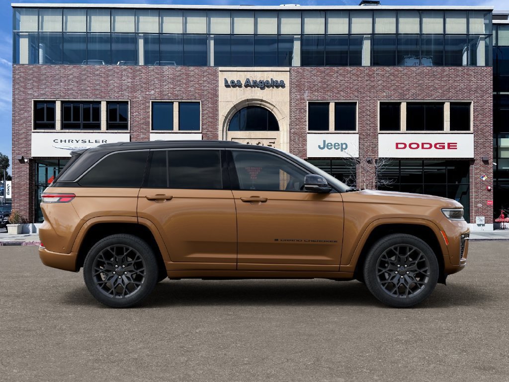 New 2027 Jeep Grand Cherokee Summit AWD/4WD image 21