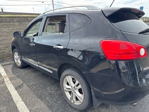 Used 2013 Nissan Rogue SV w/ Premium Pkg AWD/4WD image 11