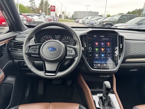 Certified 2025 Subaru Forester Touring AWD/4WD image 3