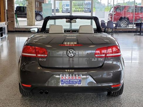 Used 2012 Volkswagen Eos Lux FWD image 4