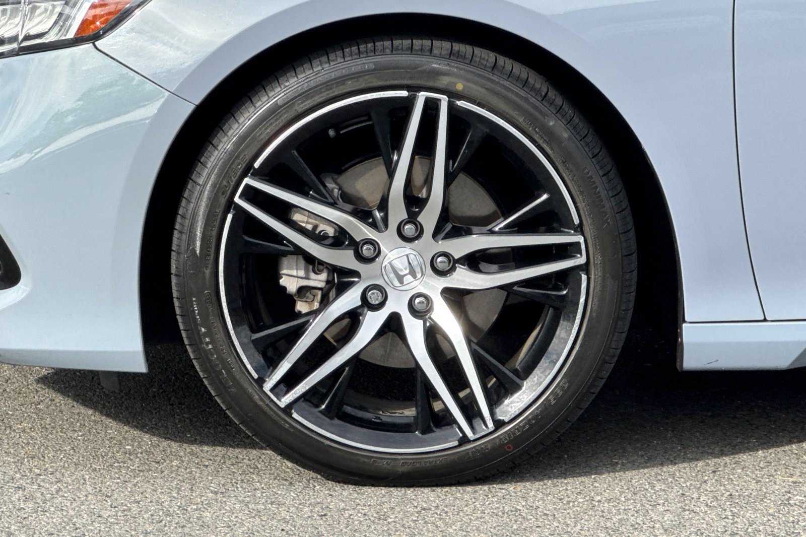 Used 2022 Honda Accord Touring image 13