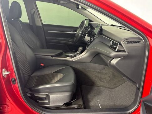 Used 2023 Toyota Camry SE w/ Audio Upgrade Package FWD image 29