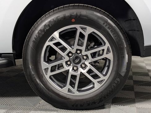 Used 2026 Ford Expedition Active RWD image 26