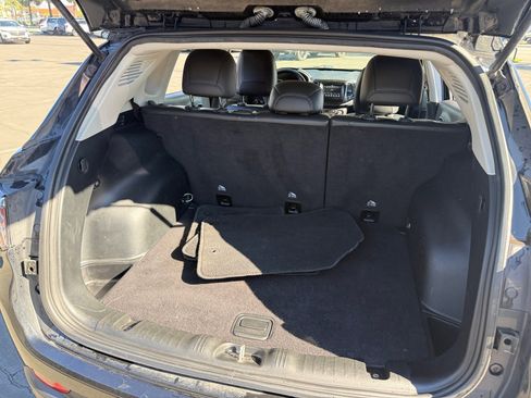 Used 2019 Jeep Compass Altitude image 19