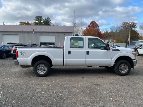 Used 2016 Ford F250 XL w/ Power Equipment Group image 4