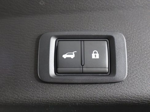 New 2026 Mitsubishi Outlander SE image 50