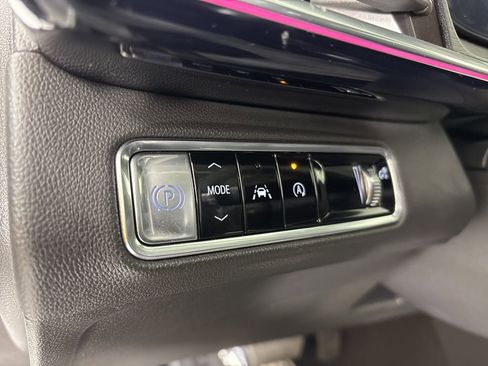 Used 2025 Buick Envision Preferred image 28