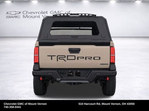 Used 2025 Toyota Tacoma TRD Pro w/ Tow Tech Package AWD/4WD image 8