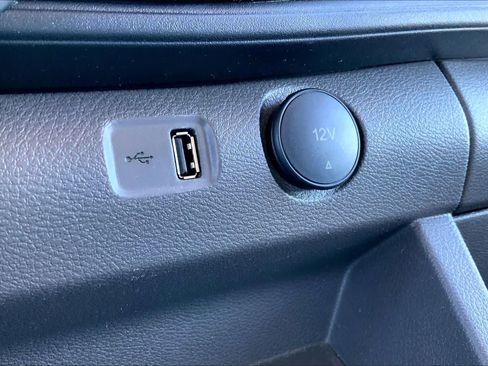 Used 2023 Ford Transit 350 XLT image 27