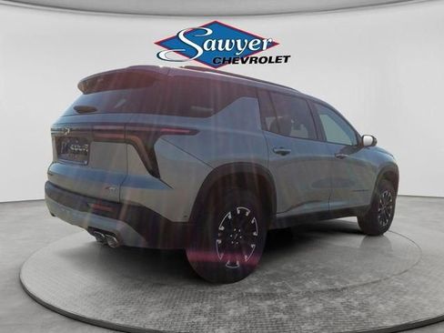 New 2026 Chevrolet Traverse Z71 w/ Enhanced Driving Package AWD/4WD image 5