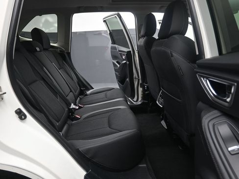 Used 2019 Subaru Forester Premium w/ All-Weather Package AWD/4WD image 24