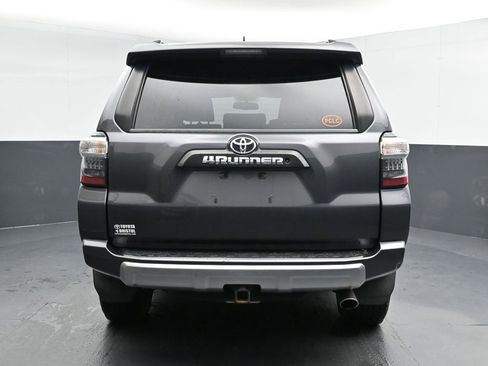 Used 2019 Toyota 4Runner TRD Off-Road Premium image 8